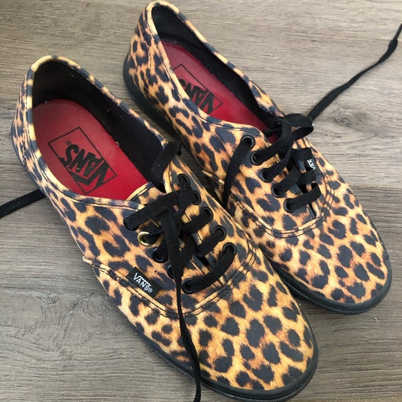 cheetah vans size 8